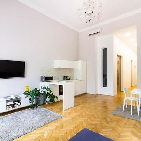 Luxury Lisbeth Apartman Budapest Будапешт Екстер'єр фото